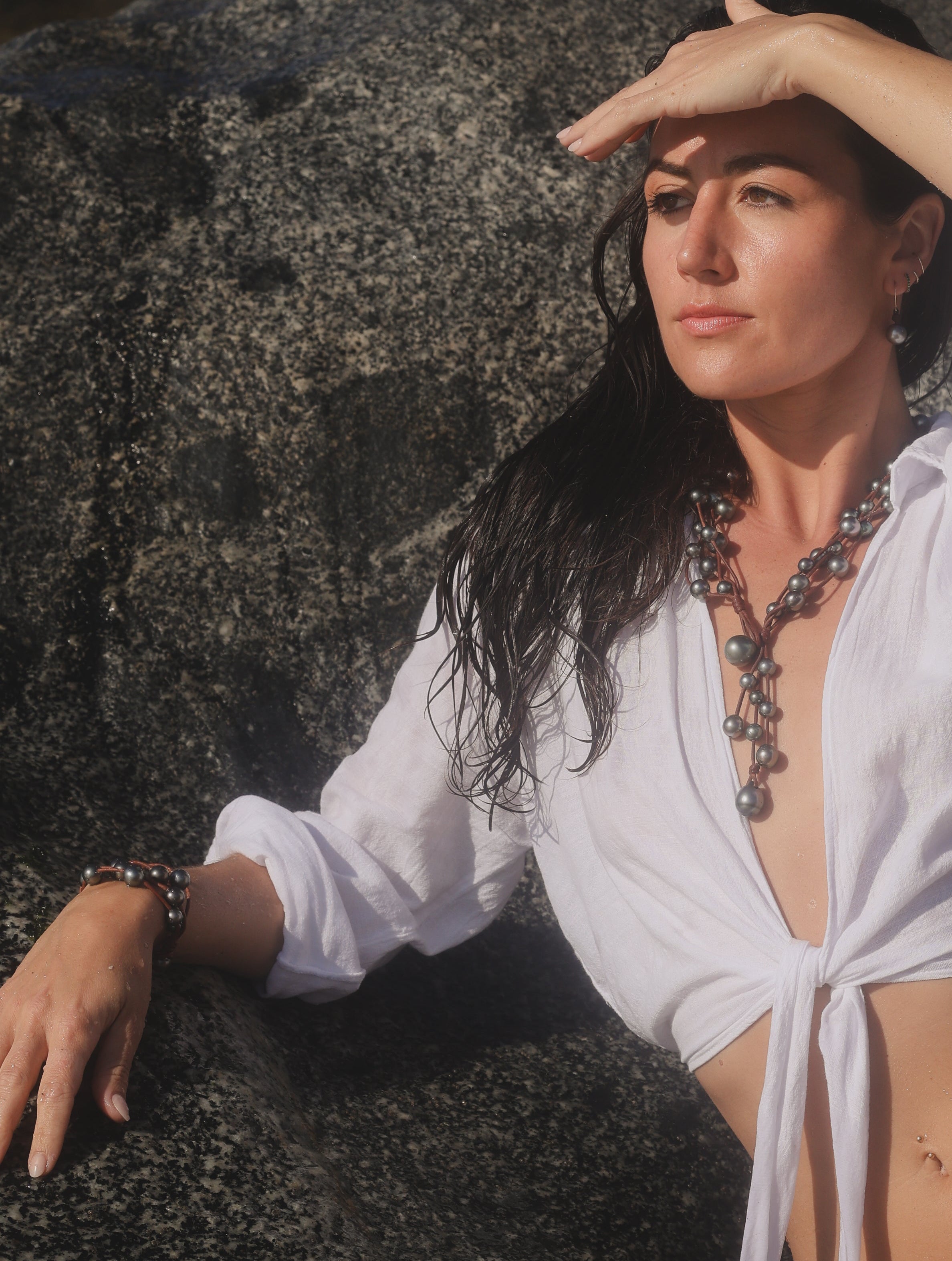 Music Necklace Four Strand Black