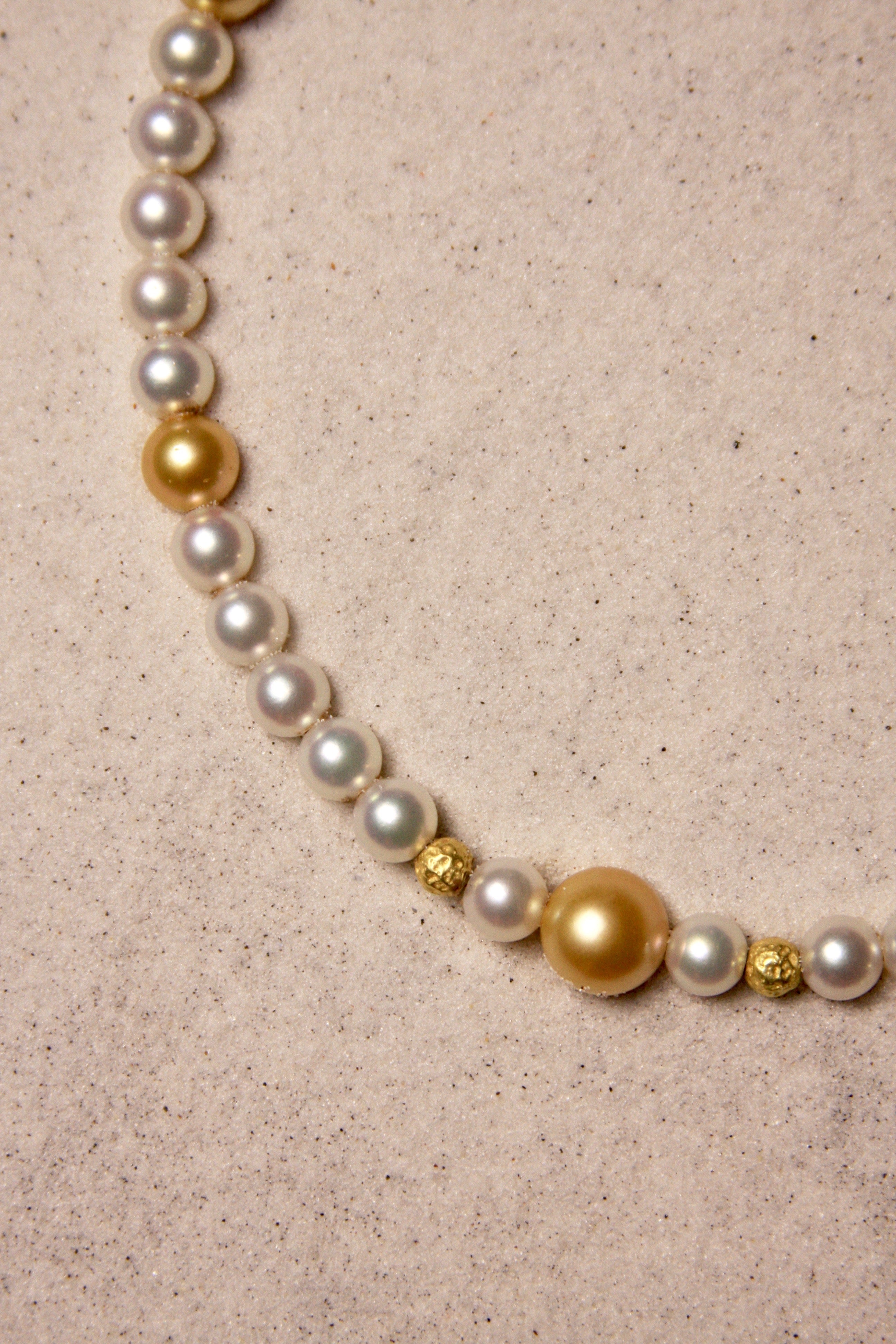 White & Gold South Sea All Around