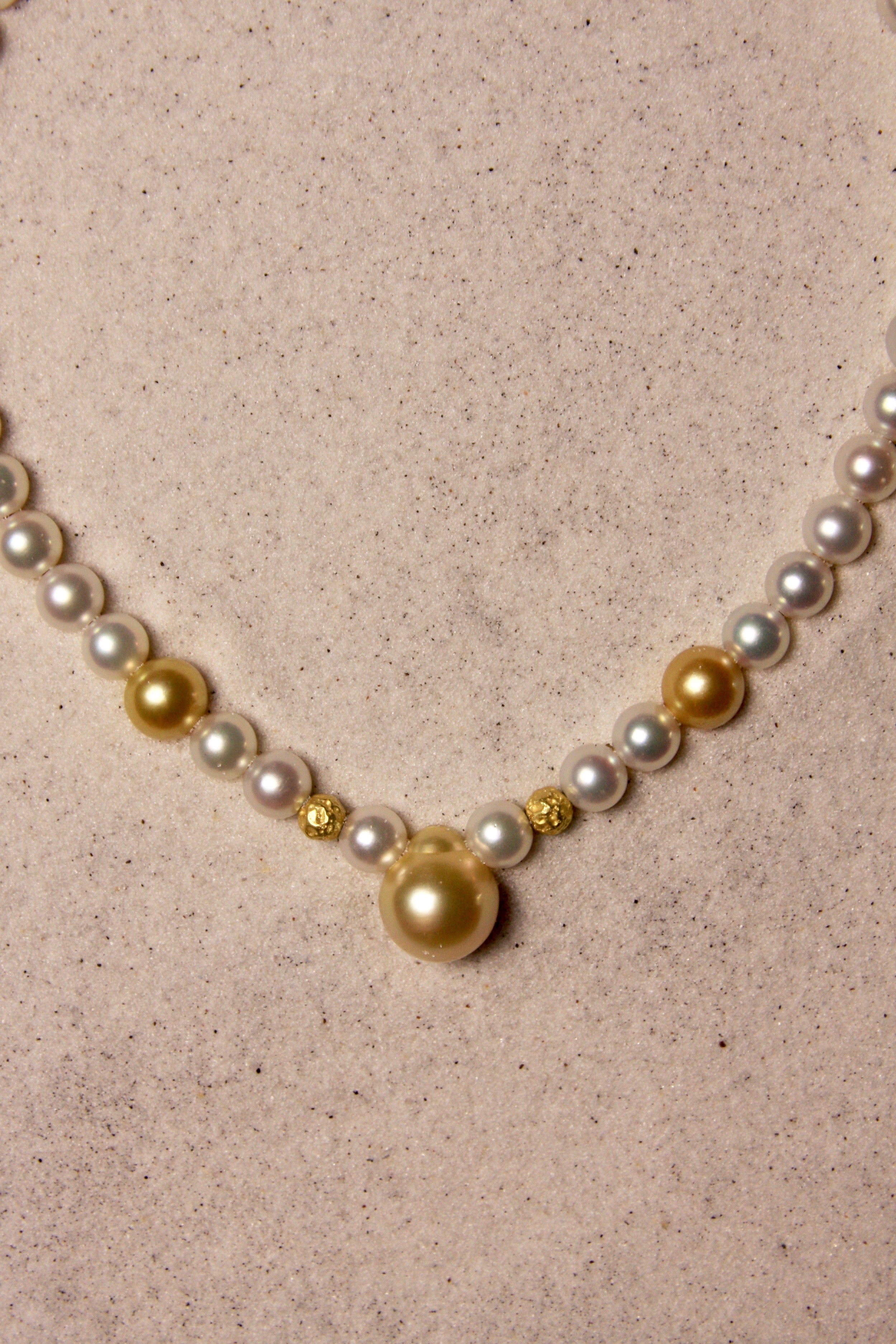 South Sea Gold & White All Around