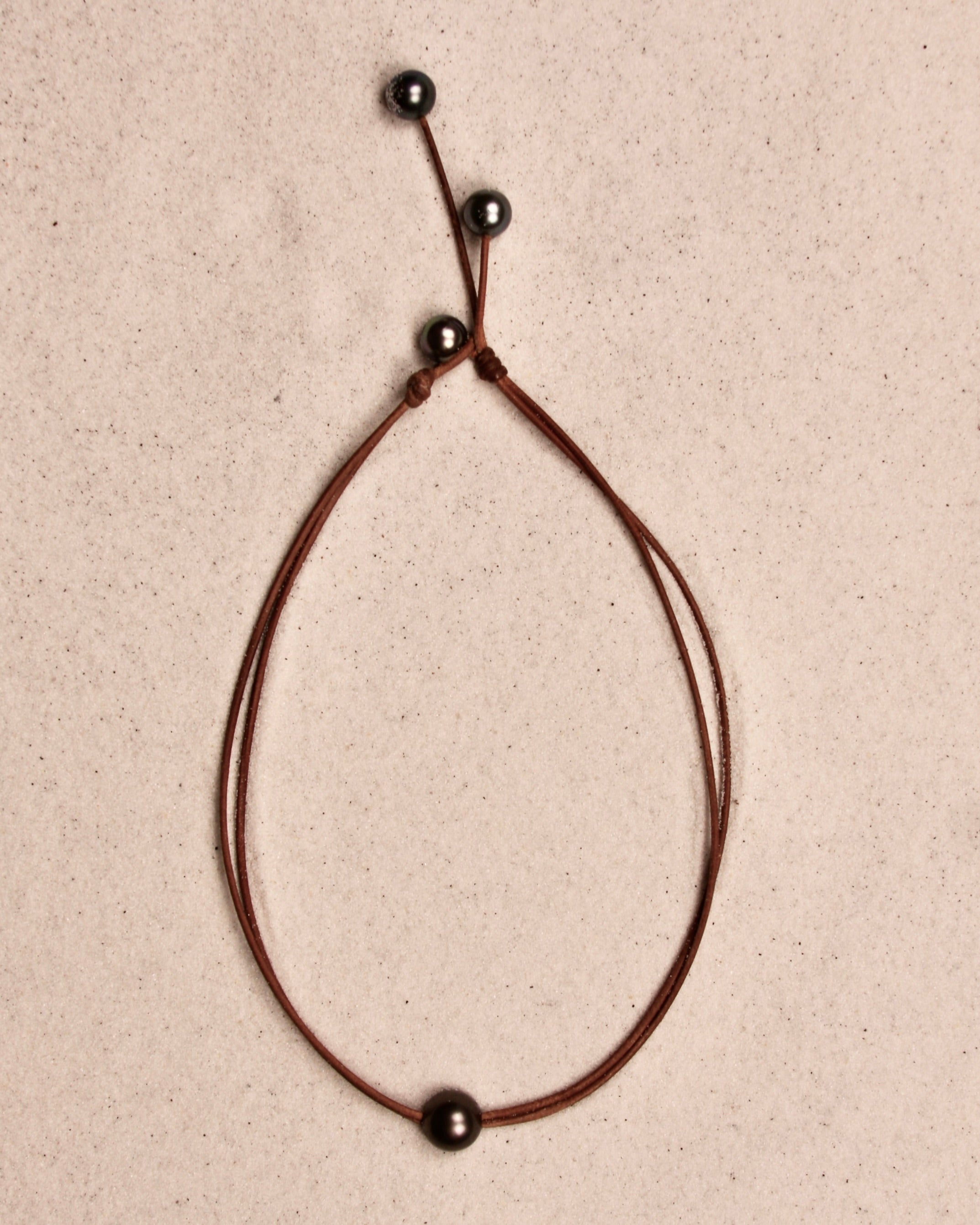 Black Tahitian Signature Small