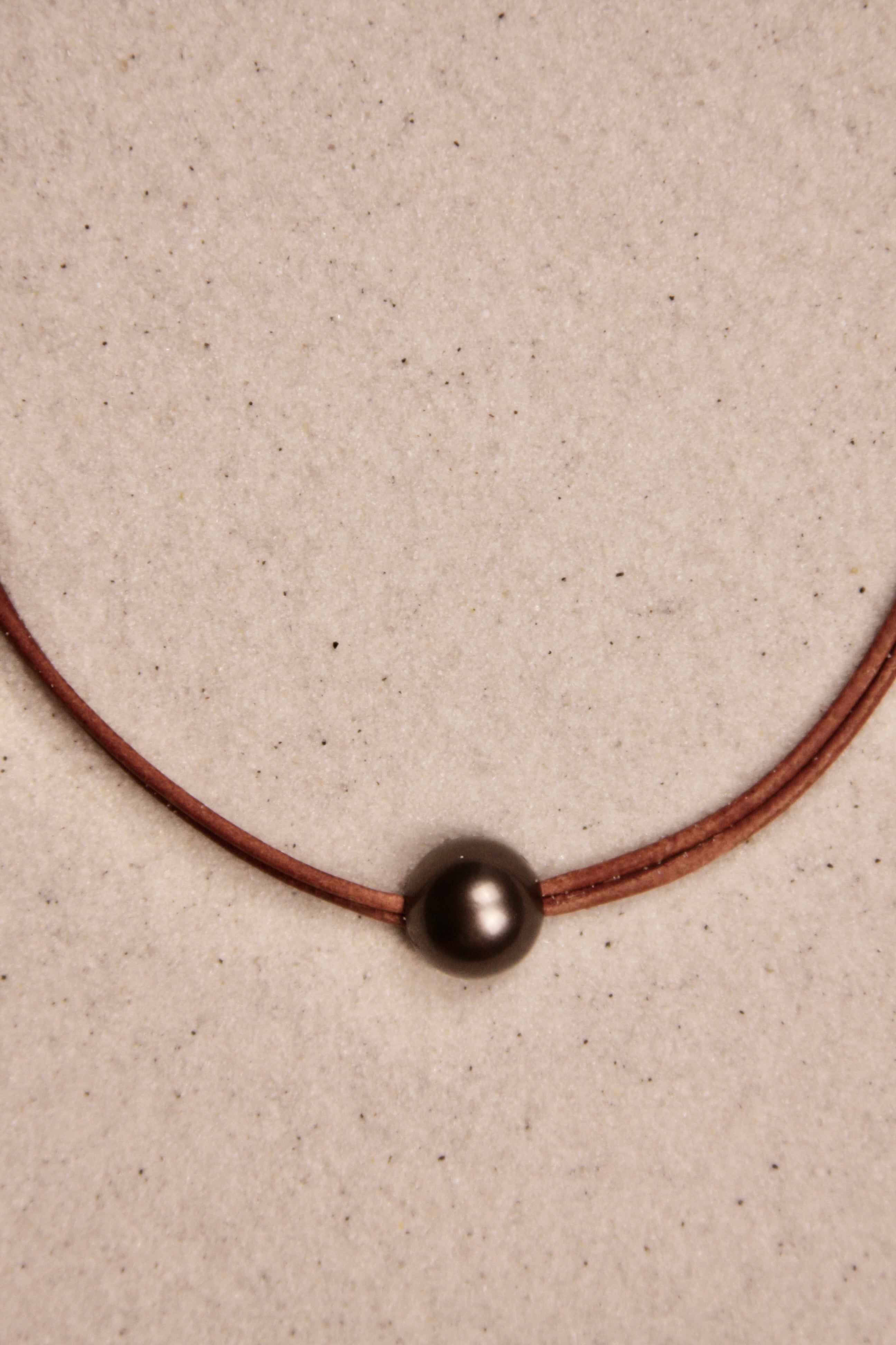 Black Tahitian Signature Small