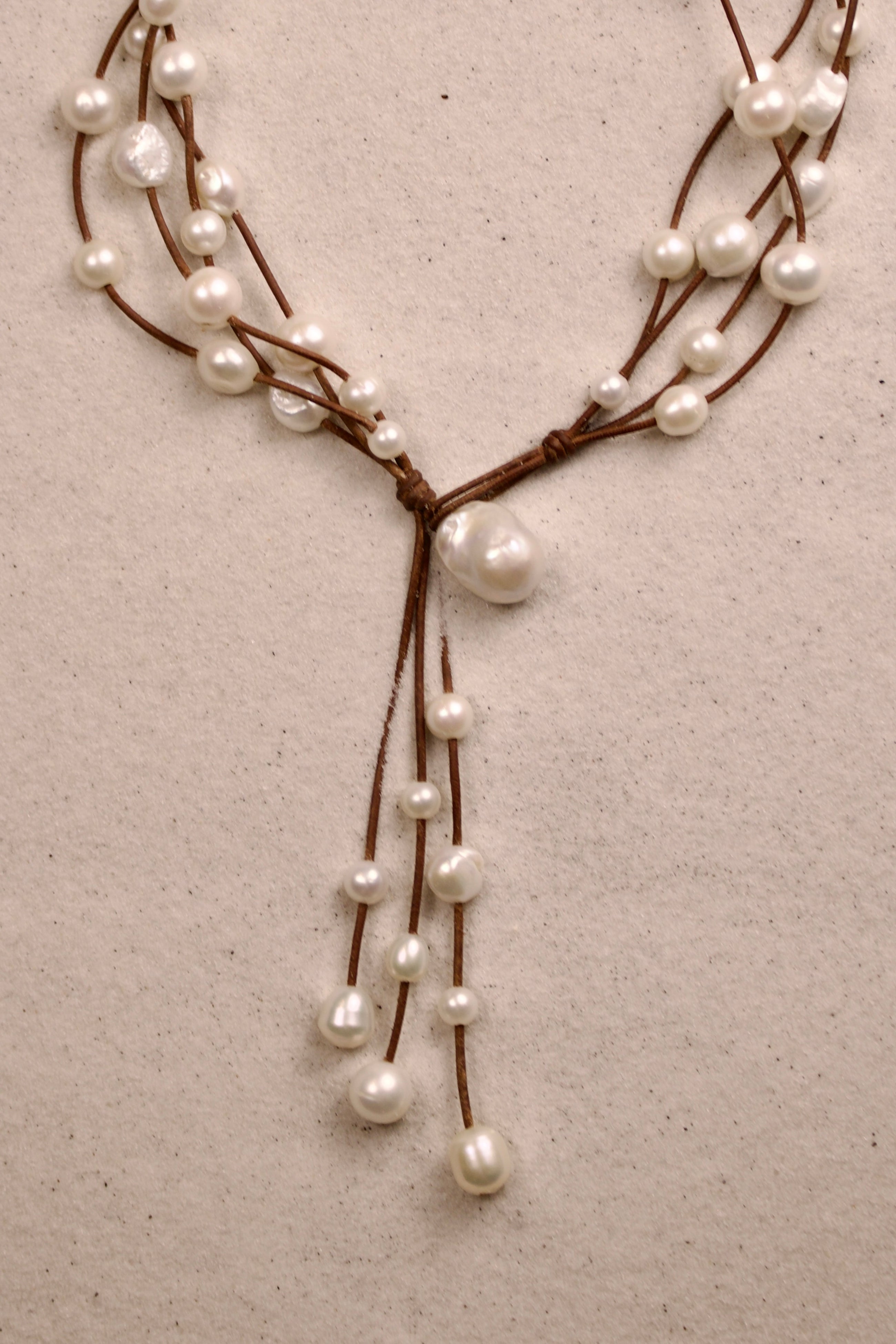 Music Necklace Four Strand White