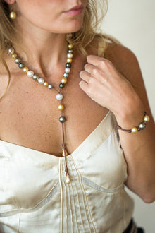 South Sea Gold & Black Tahitian Daisy Bracelet