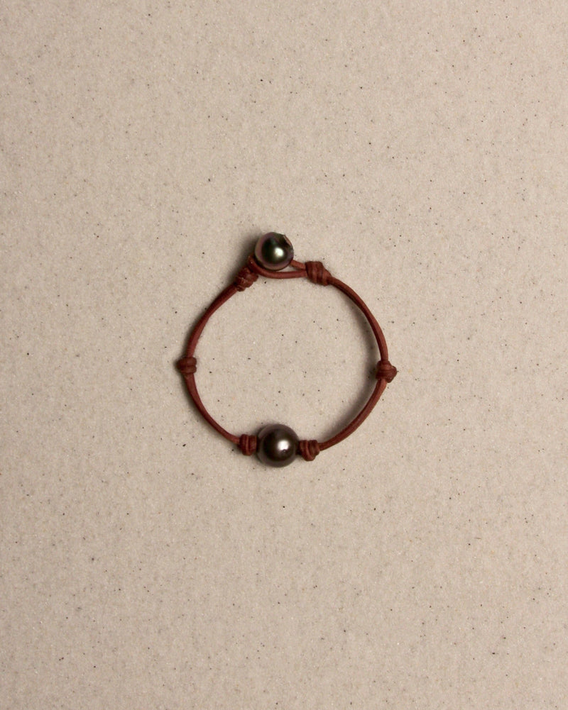 Black Tahitian Single Pearl Bracelet