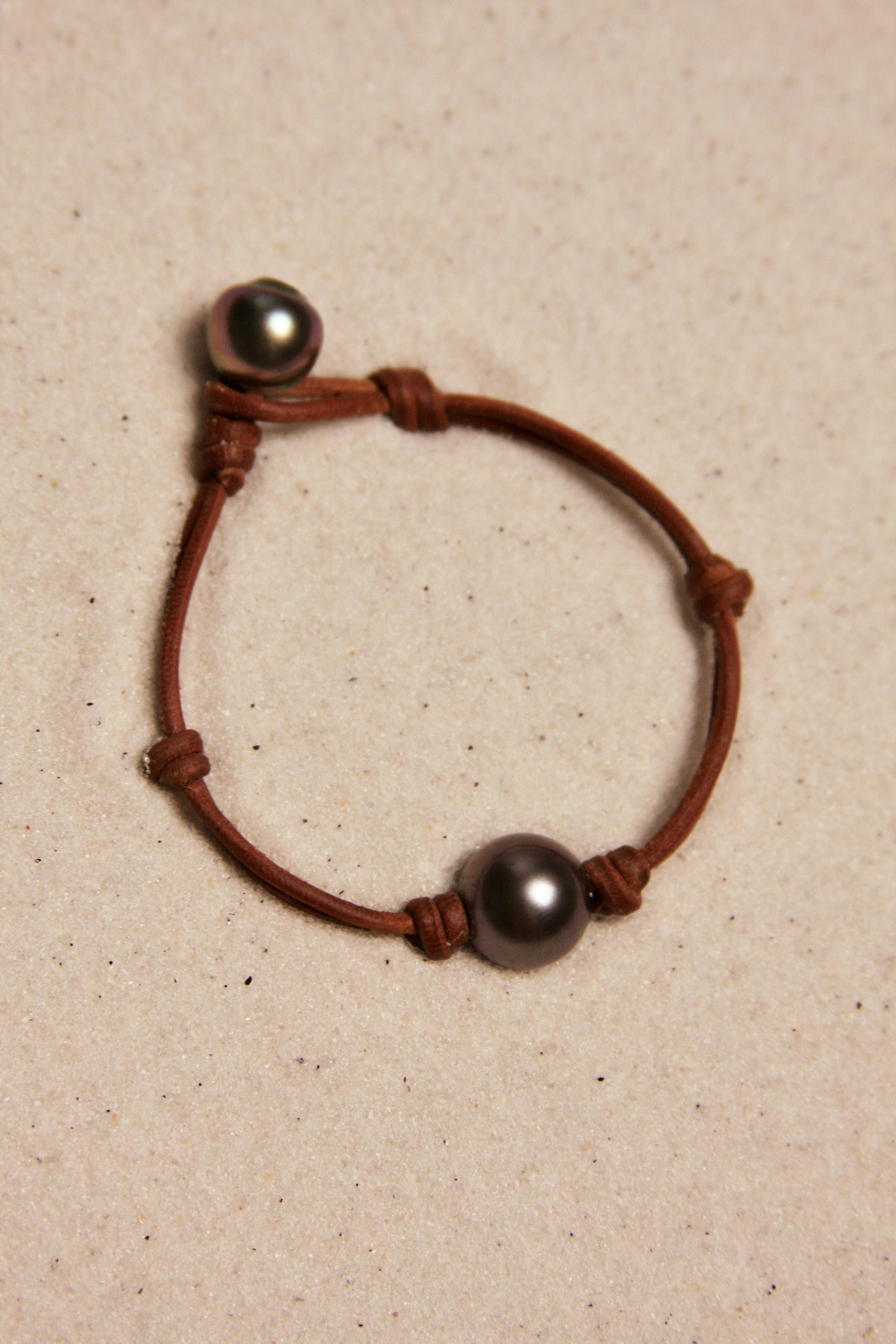 Black Tahitian Single Pearl Bracelet