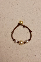 South Sea White & Gold Daisy Bracelet