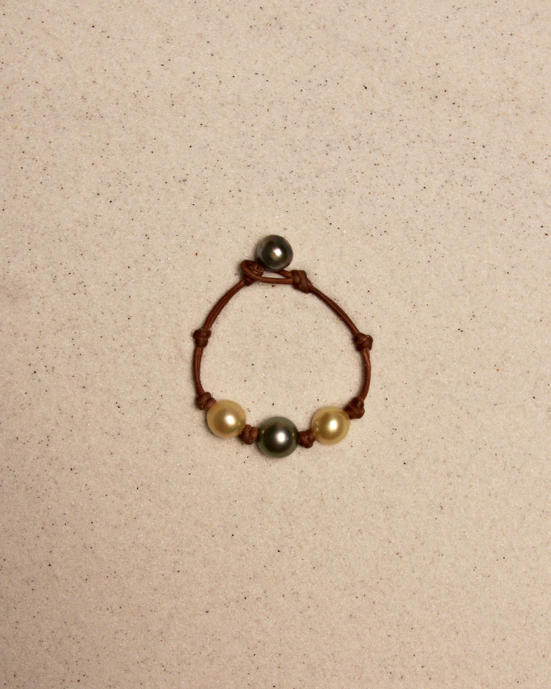 South Sea Gold & Black Tahitian Daisy Bracelet