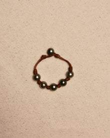 Tahitian Breezy with Knots