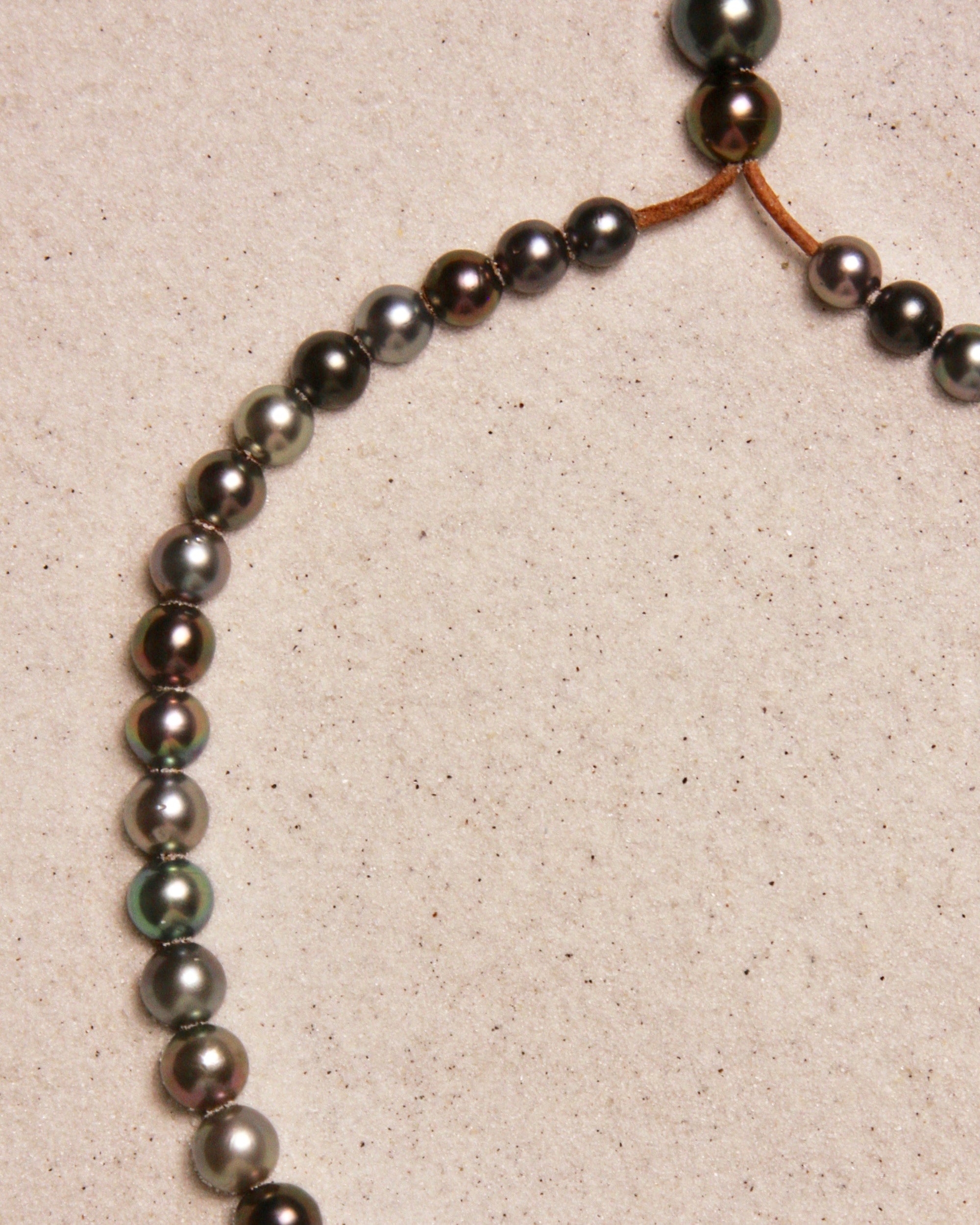 Black Tahitian Lariat