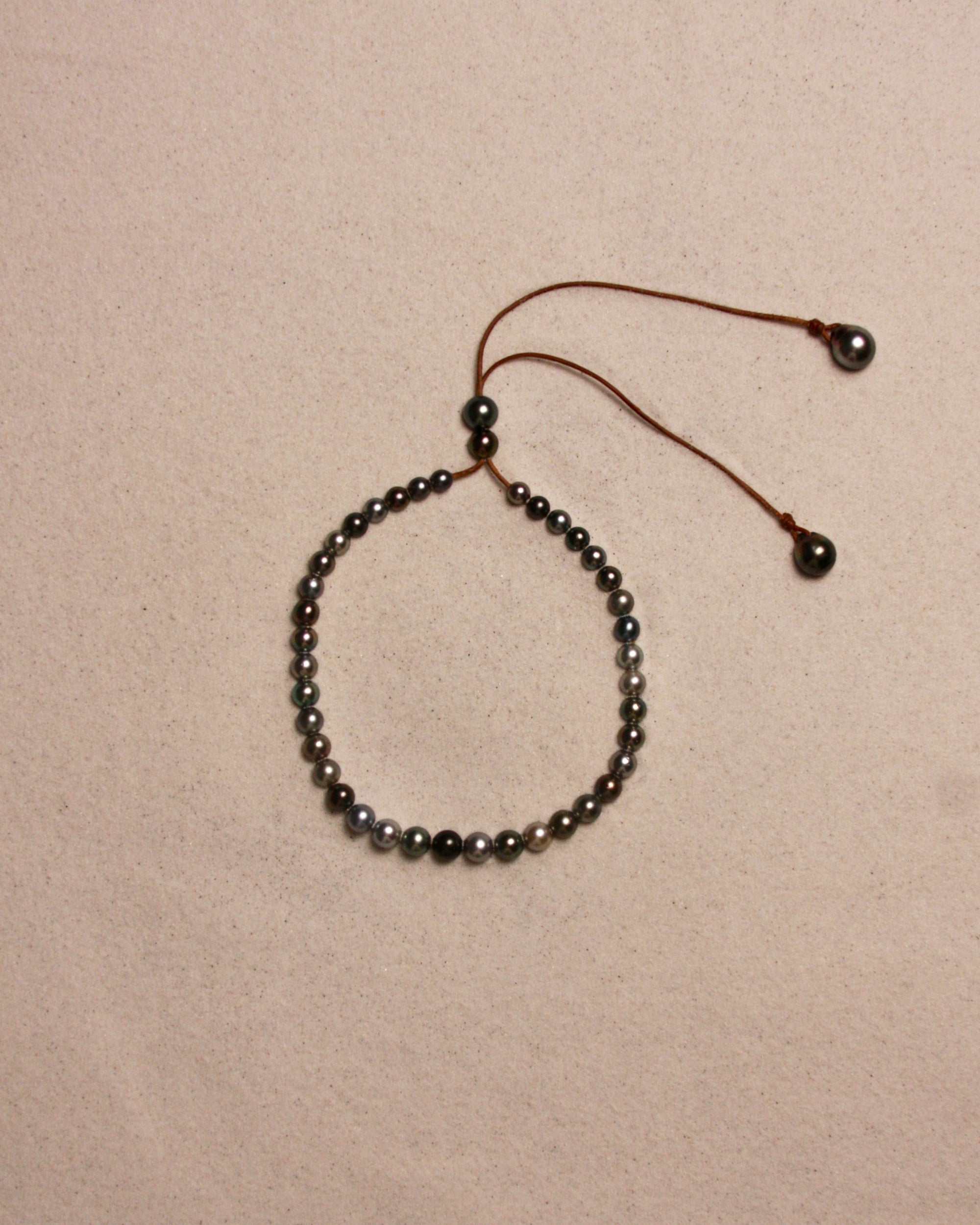 Black Tahitian Lariat