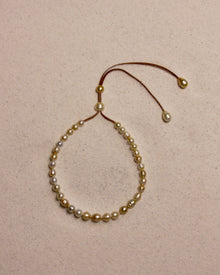 South Sea Golden Lariat
