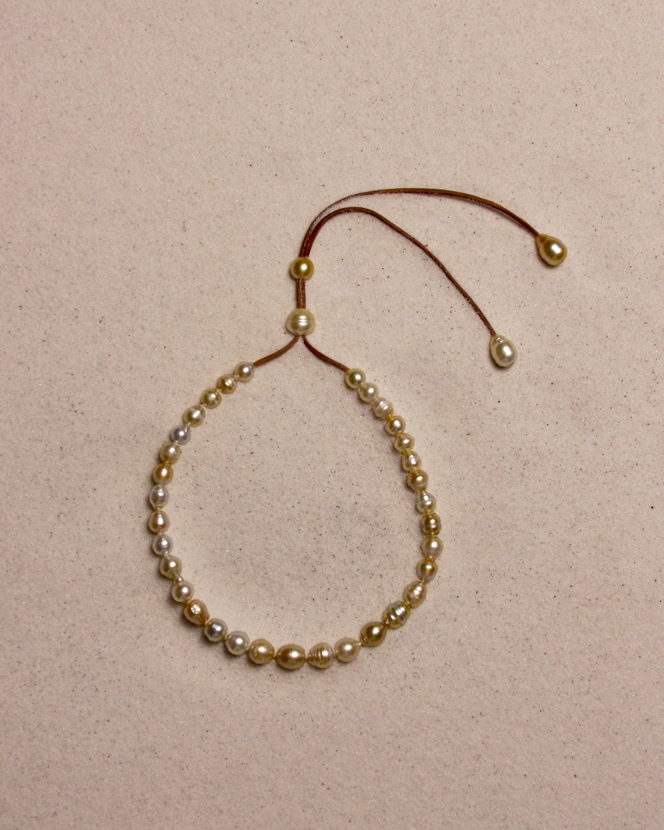 South Sea Golden Lariat