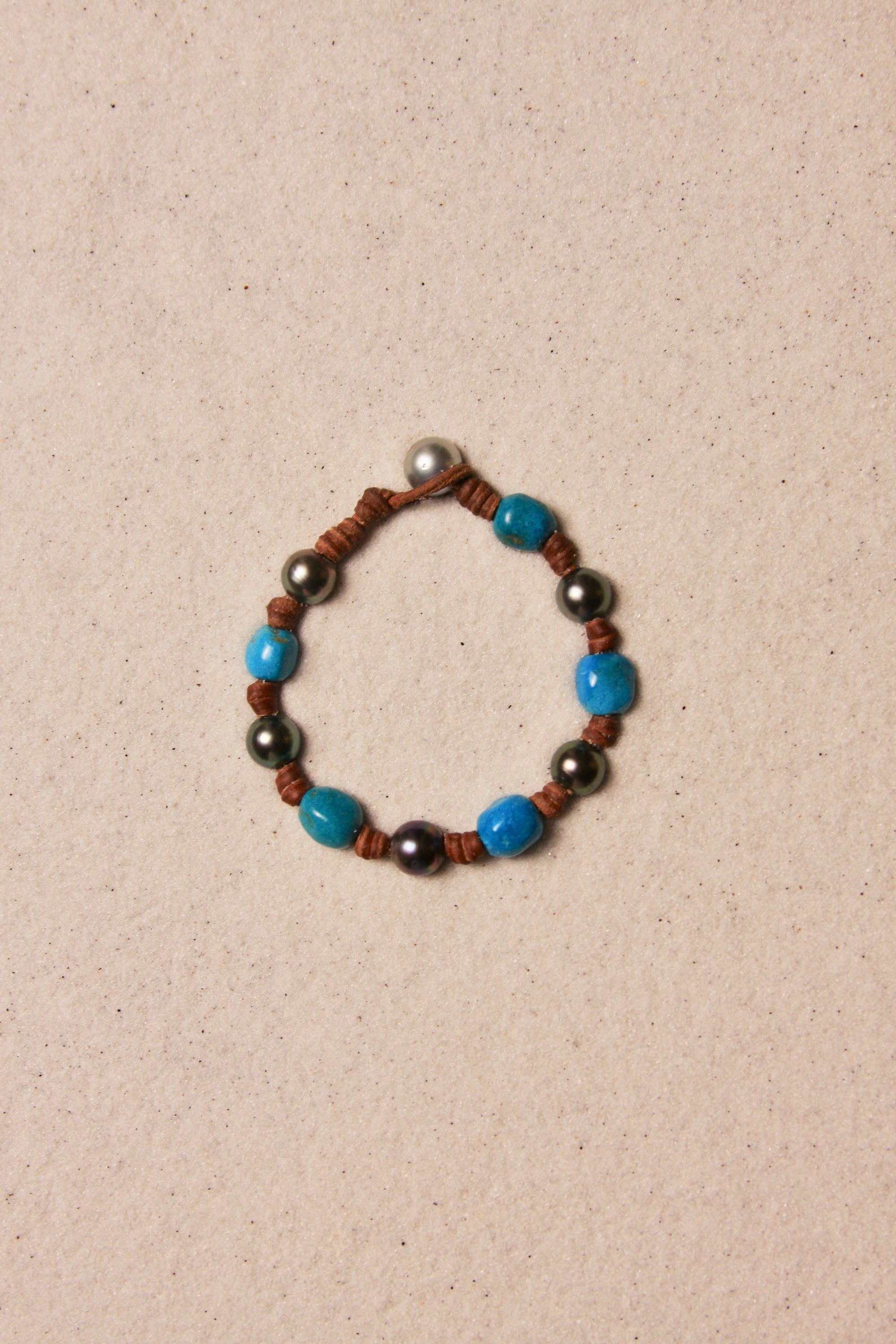 All Around Turquoise & Black Tahitian