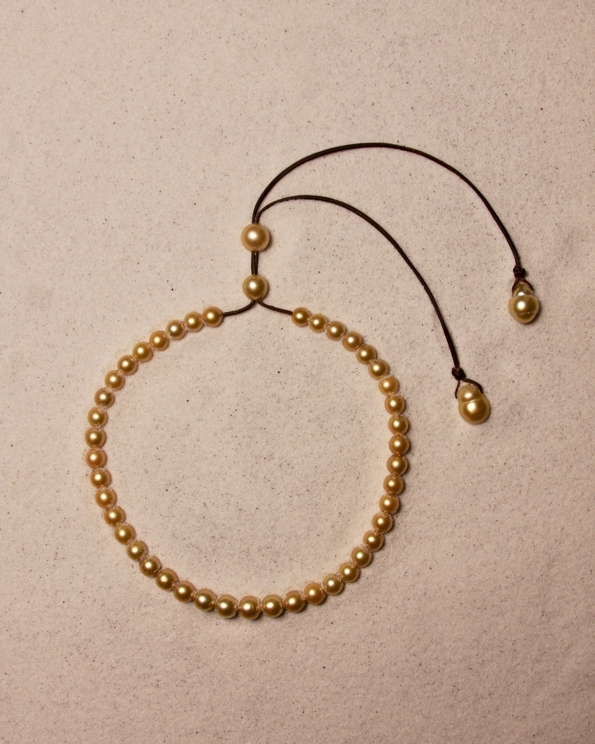 South Sea Gold Lariat