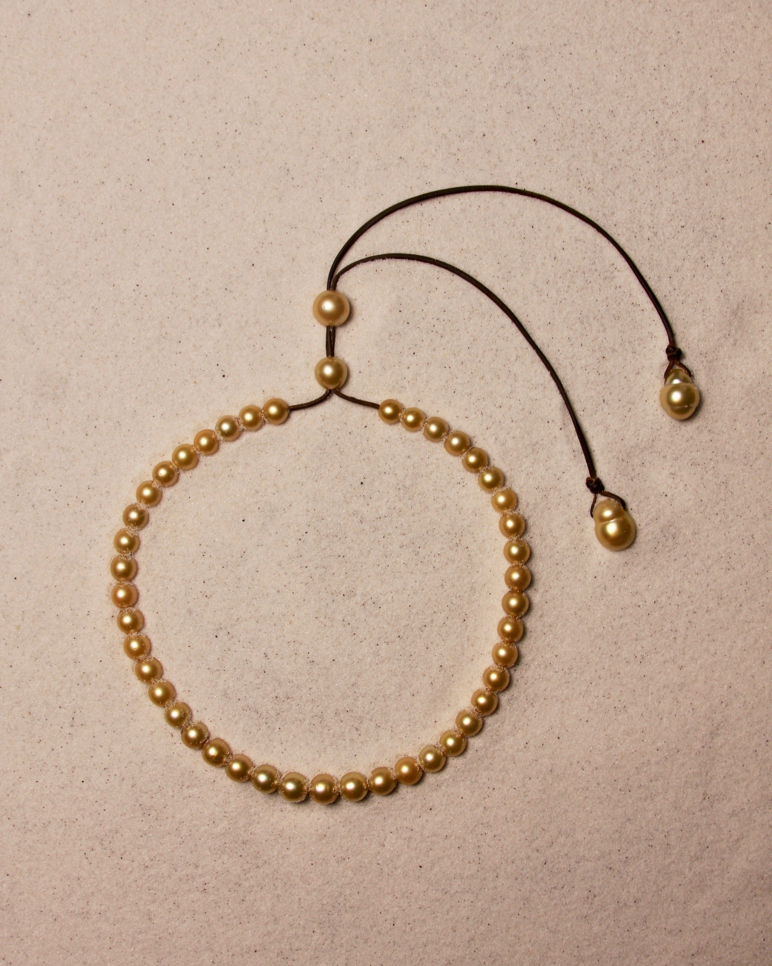 South Sea Gold Lariat