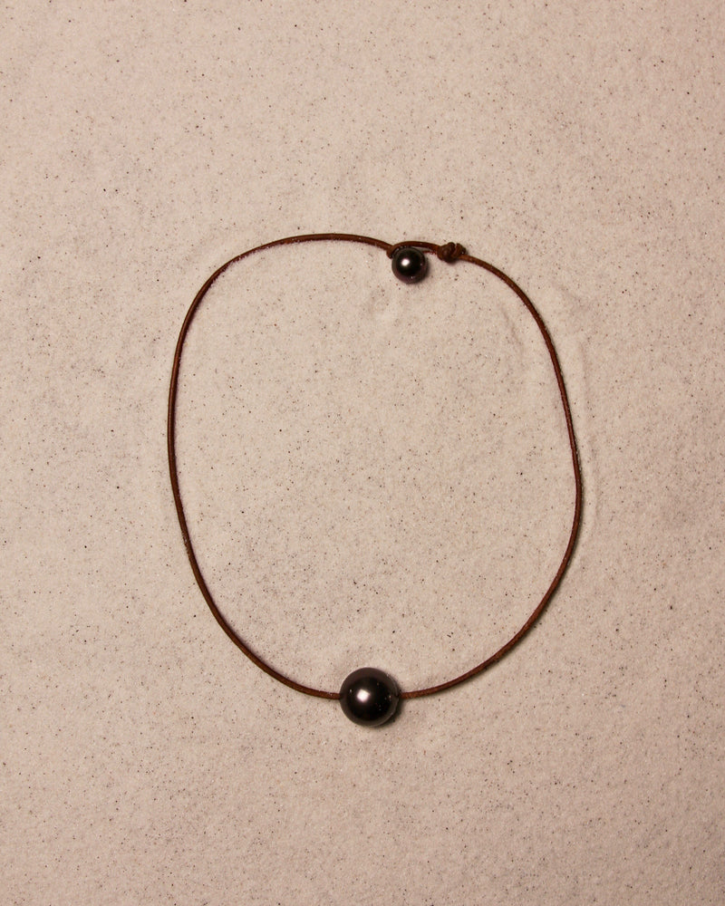 Extra Large Black Tahitian Single