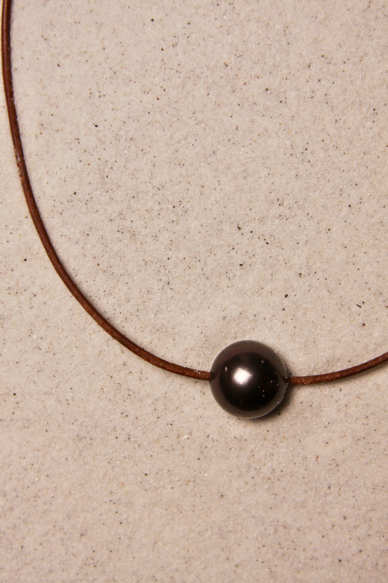Extra Large Black Tahitian Single