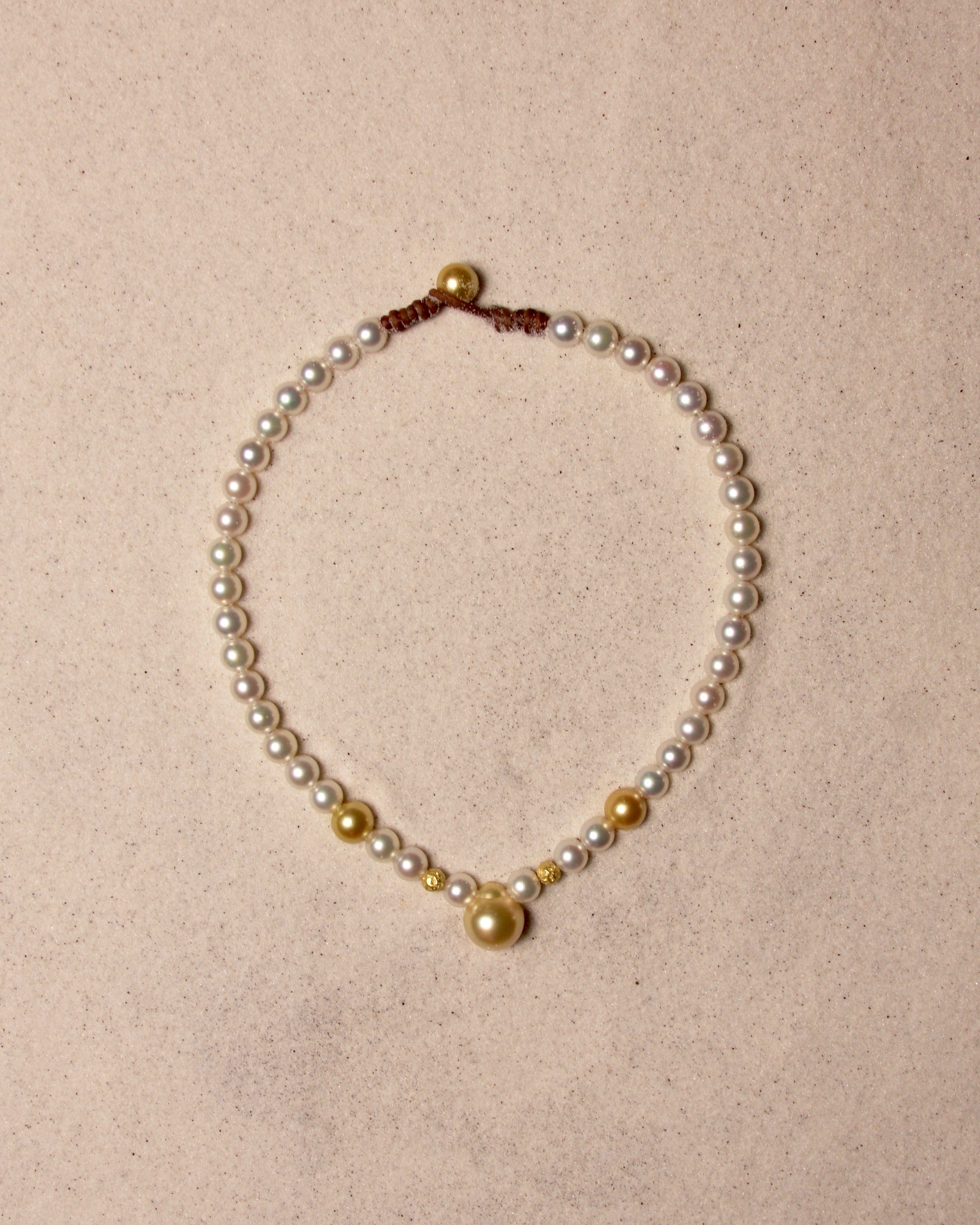 South Sea Gold and White All Around