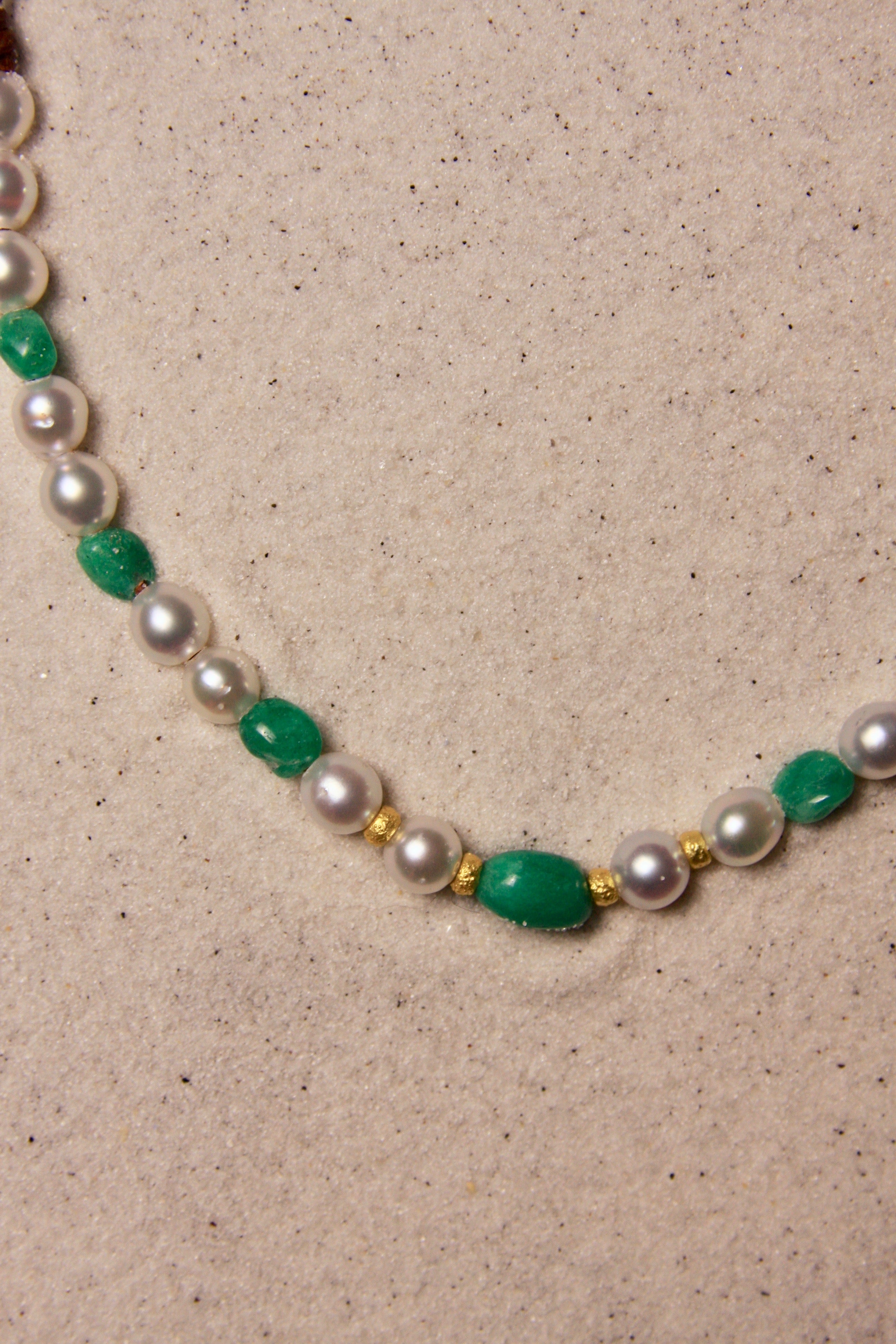Emerald & Gold Chocker