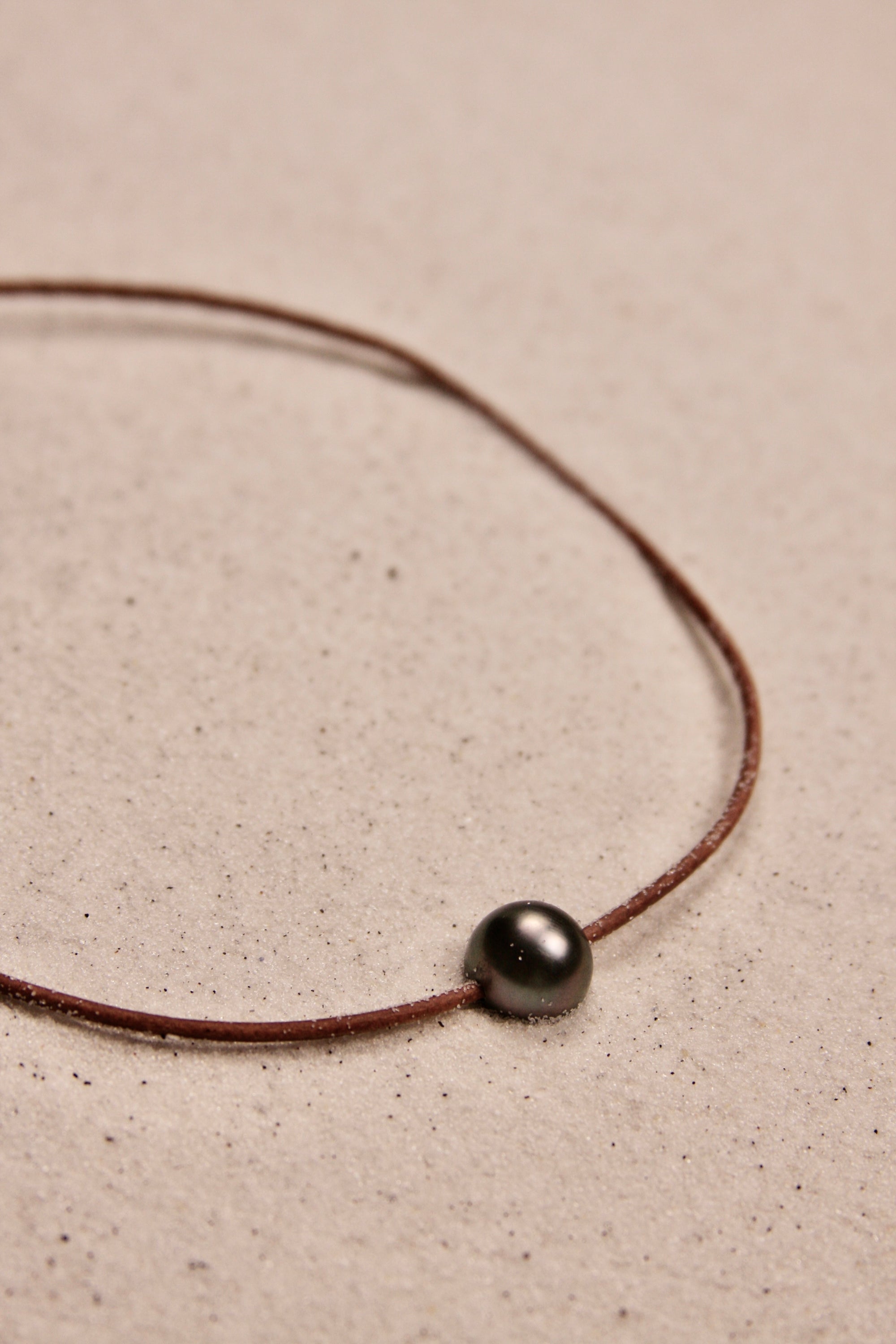 Black Tahitian Single Large