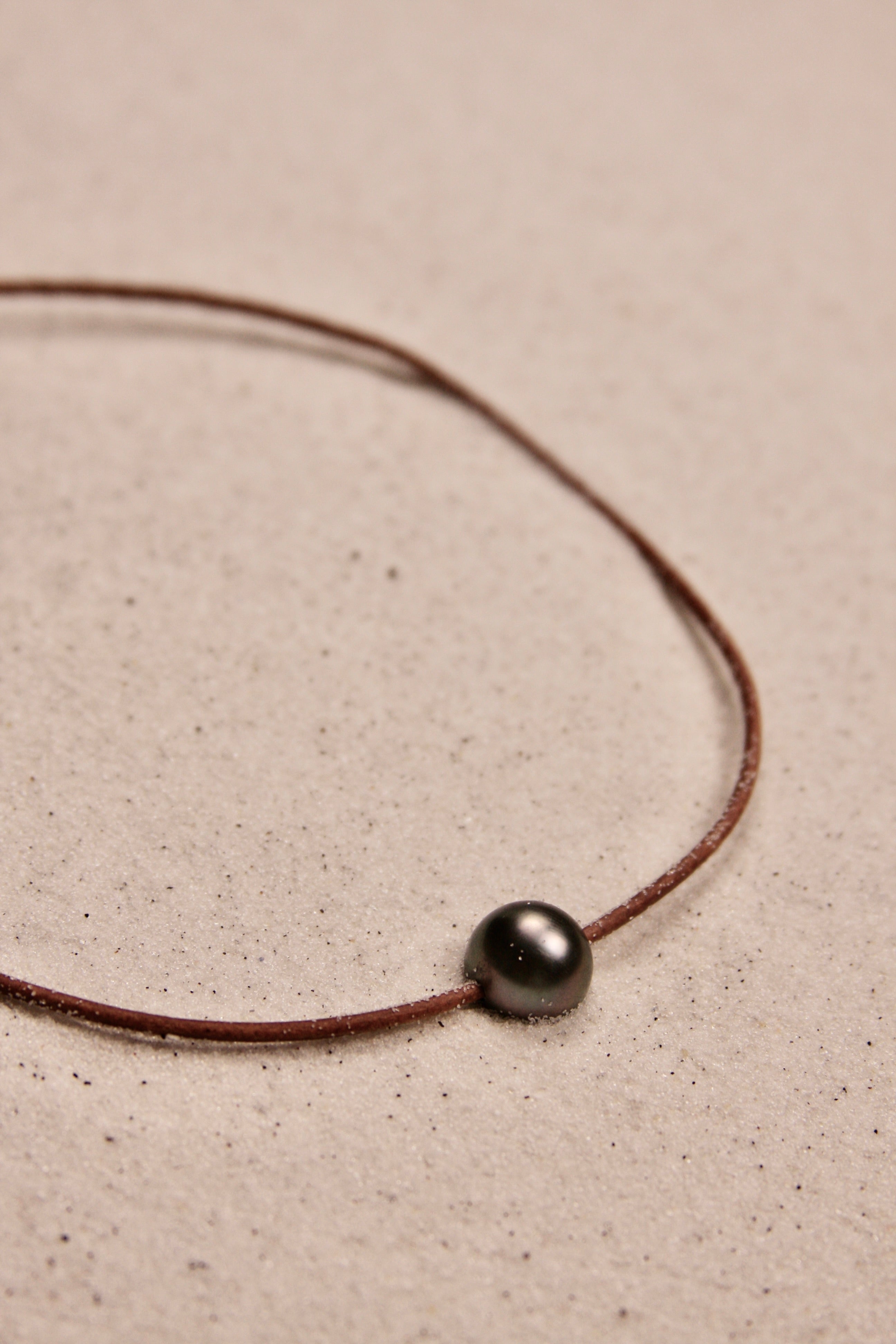 Black Tahitian Single Large